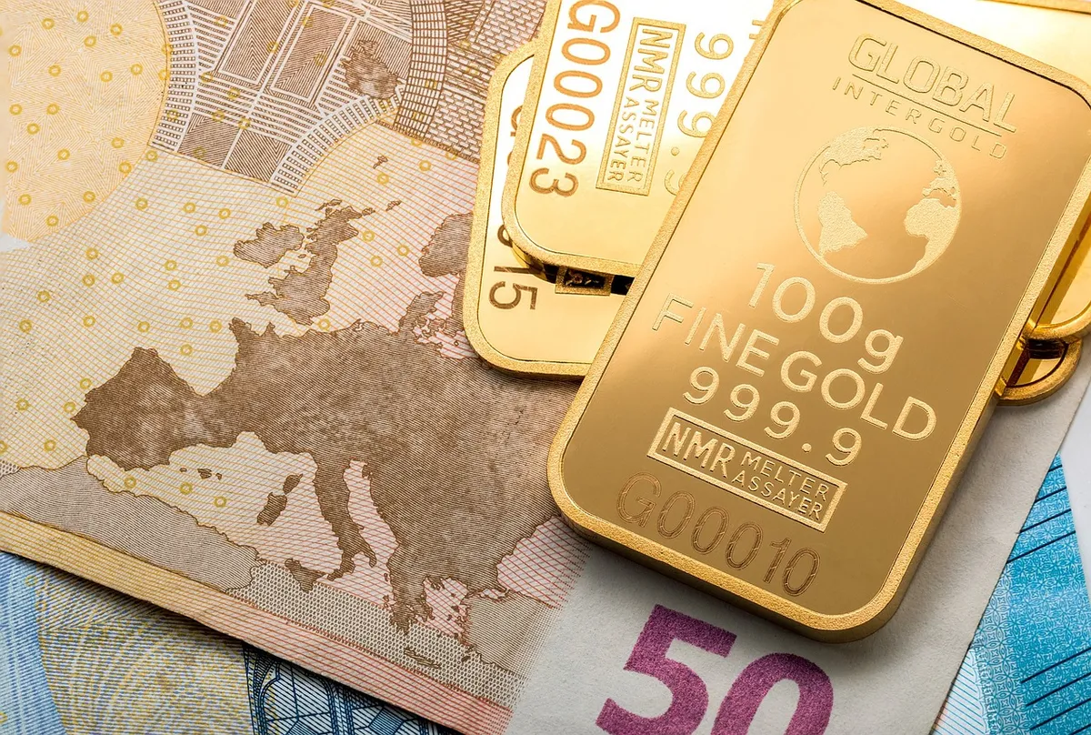 cover for Part 5 - Cash equivalents & gold